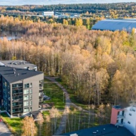 Modern Apartment Near Tampereen Messukeskus, With Own Private And Free Parking Exterior photo