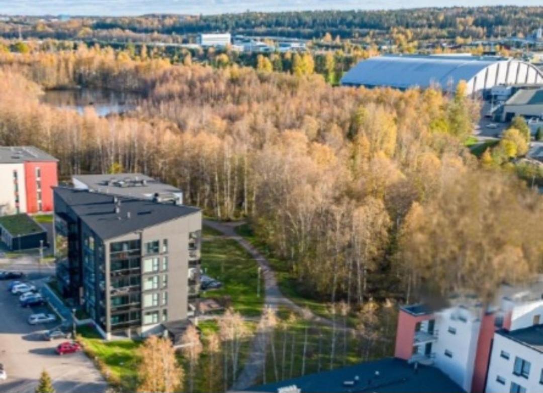 Modern Apartment Near Tampereen Messukeskus, With Own Private And Free Parking Exterior photo